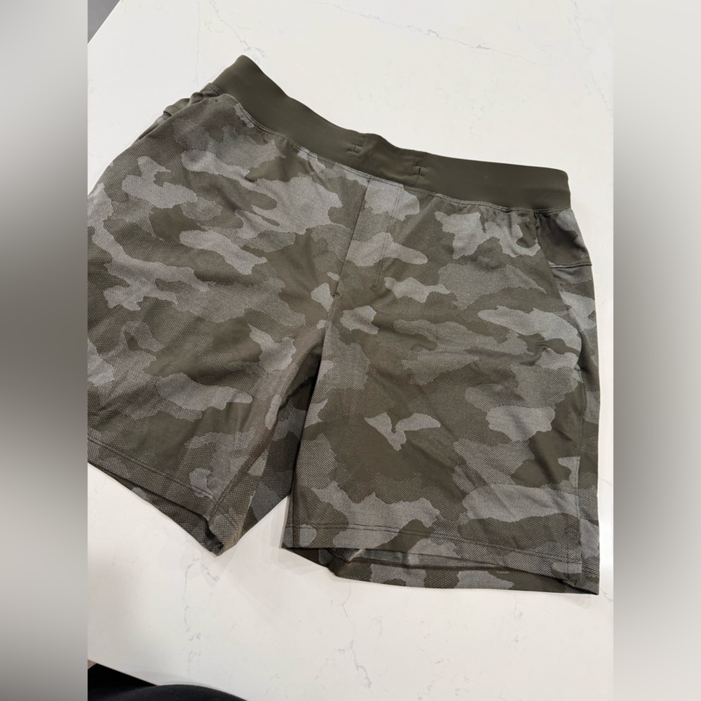 Lululemon Pace Breaker 7” Linerless